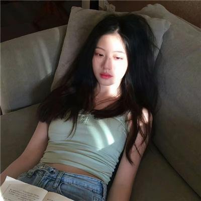 绑定倒计时校花黏上穷小子